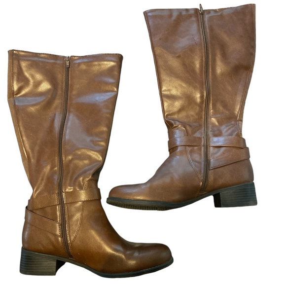 Wide Calf Fall Boots - Picture 4 of 5